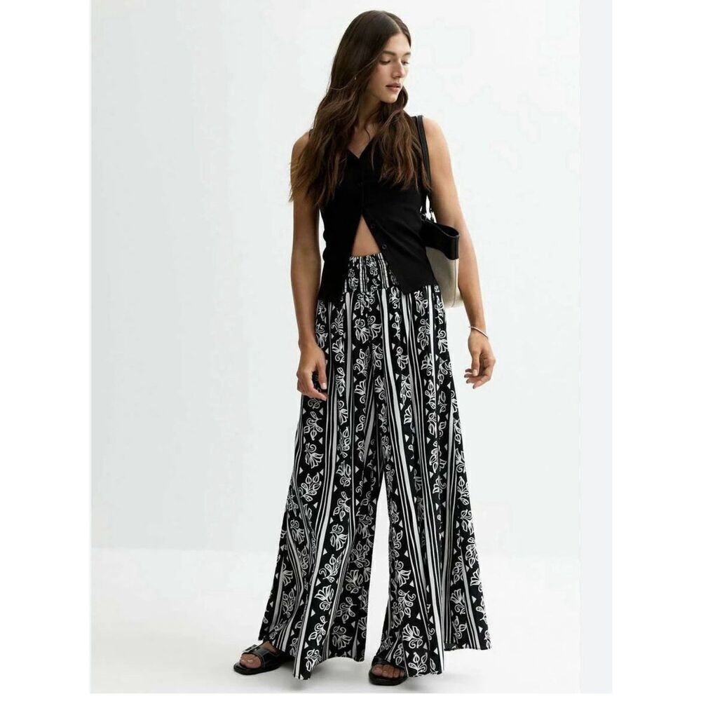 New Look FLORAL PRINT - Trousers - Wide Leg High Rise 2 Pockets Women’s L